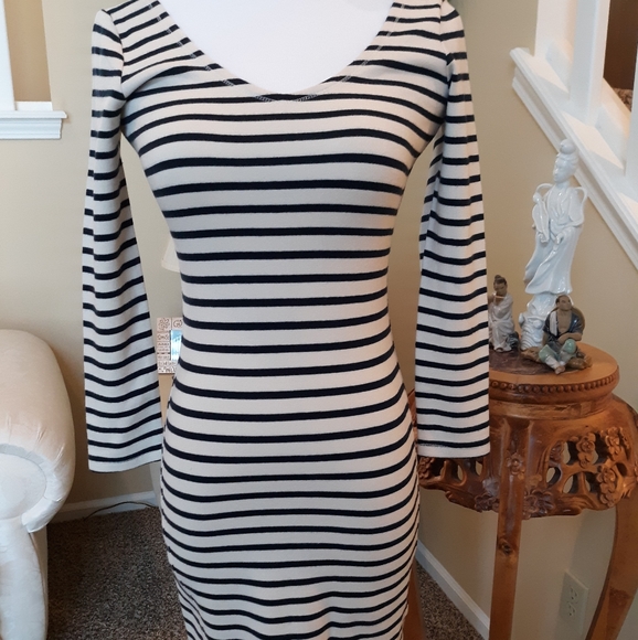 Abercrombie & Fitch Dresses & Skirts - Black/Cream Dress by Abercrombie & Fitch XS NWT